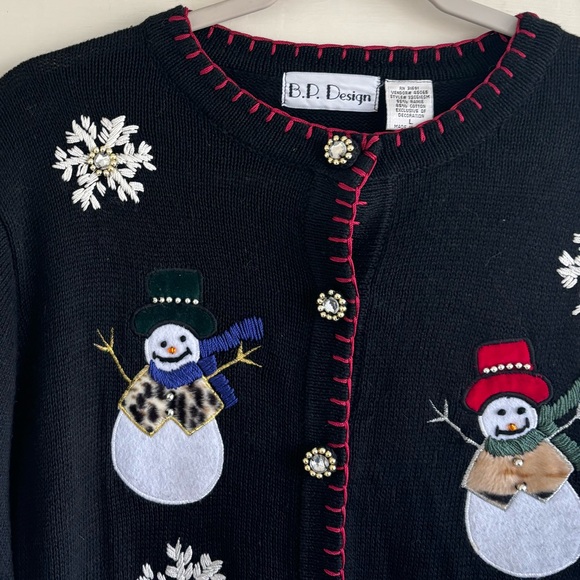 B.P. Design Snowman Christmas Sweater with Holly Berries Size Large - Picture 10 of 14